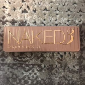 Urban Decay Makeup - Urban Decay Naked3 Eyeshadow Palette Urban Decay Makeup - Urban Decay Naked3 Eyeshadow Palette